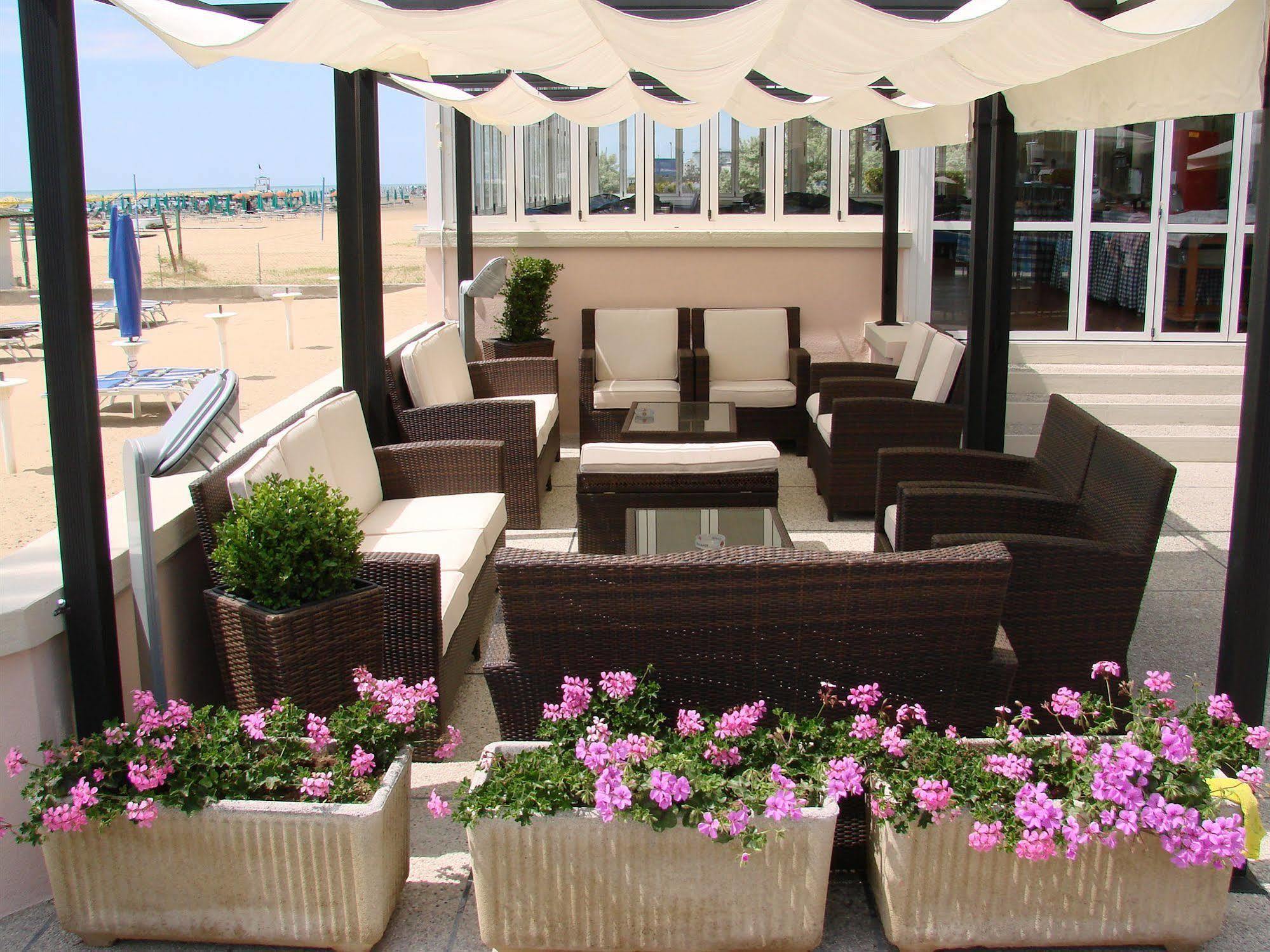 La Bussola Hotel